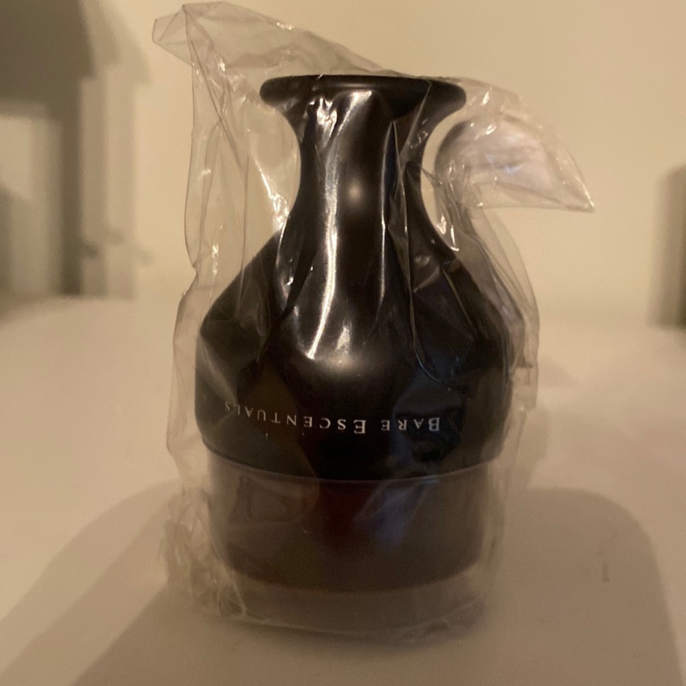 BARE ESCENTUALS deluxe self tanner brush SEALED